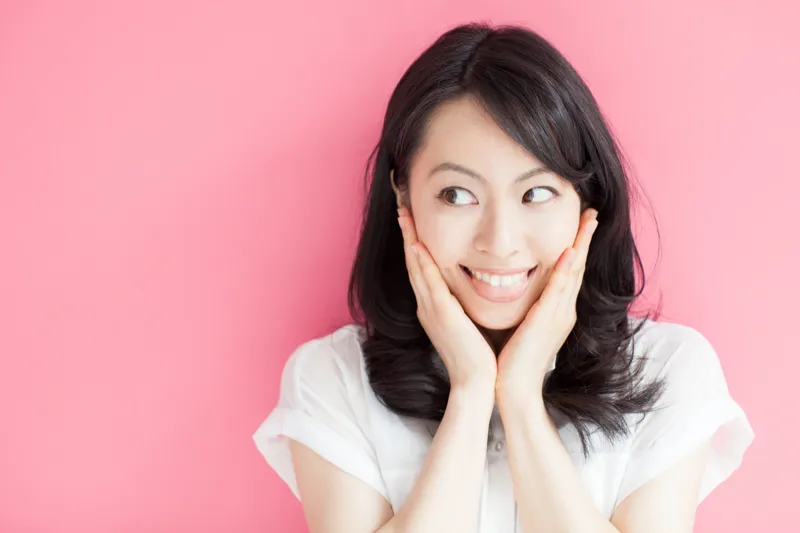 笑顔の女性